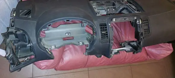 Nissan X-Trail T31 Dashboard 68200JG40A 68200JG40B