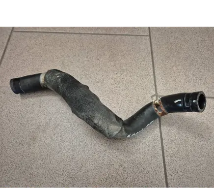 Engine coolant pipe/hose