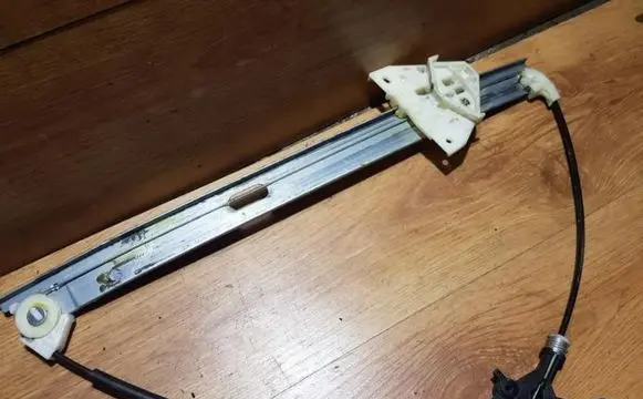 Mazda 3 I Sliding door window regulator with motor