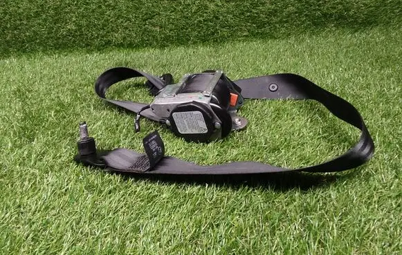 Ford C-MAX II Front seatbelt AM51R61295ACW 616090600
