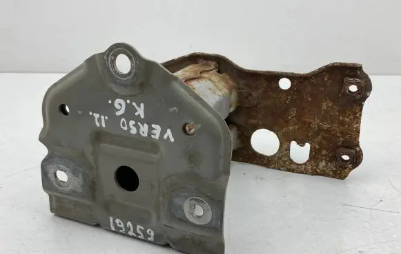 Toyota Verso Rear beam 