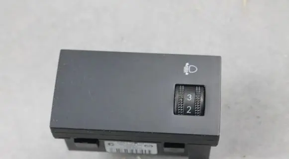 Mazda 2 Headlight level height control switch D65166170