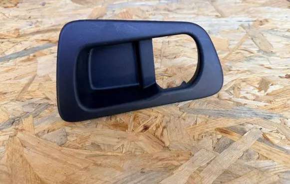 Nissan Qashqai+2 Other interior part 82683JD00A