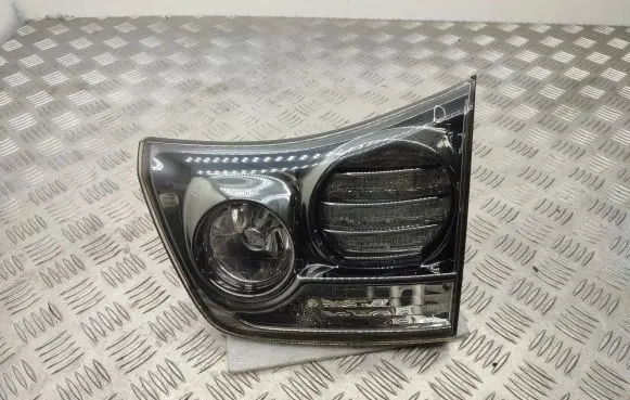 Lexus RX 330 - 350 - 400H Tailgate rear/tail lights