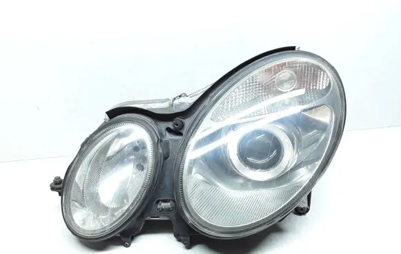 Mercedes-Benz E W211 Headlight/headlamp 15435900