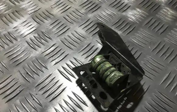Alfa Romeo 145 - 146 Heater blower motor/fan resistor 60598937