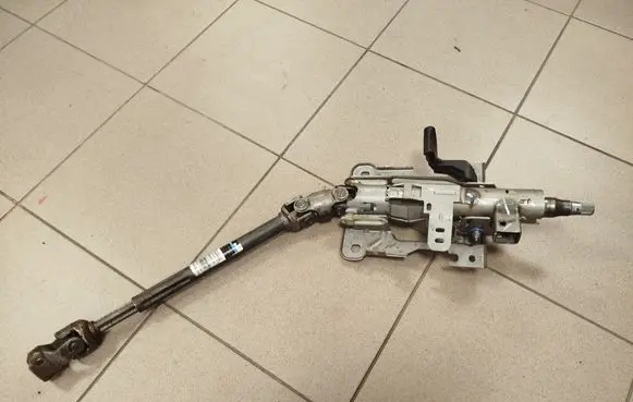 Peugeot 5008 Steering wheel axle F11594