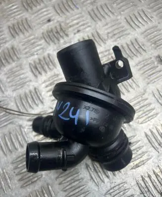 BMW 5 GT F07 Thermostat/thermostat housing 6601544 6644619 6371059