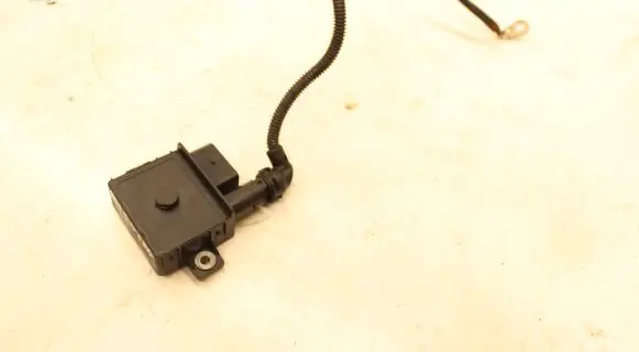 BMW 7 F01 F02 F03 F04 Glow plug pre-heat relay 0006580537