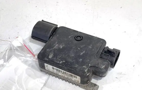 Ford Transit Courier Fan control module 940002907