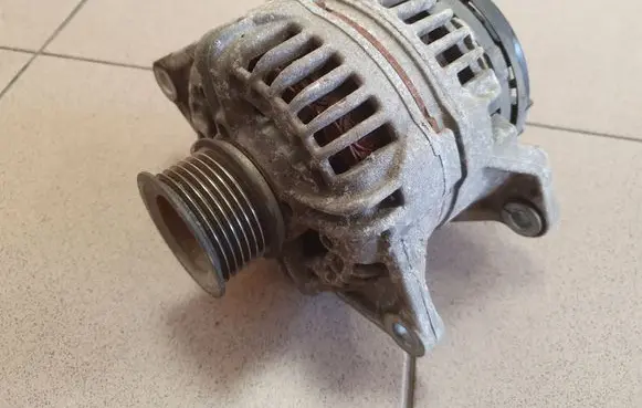 Iveco Daily 3rd gen Generator/alternator 504009977
