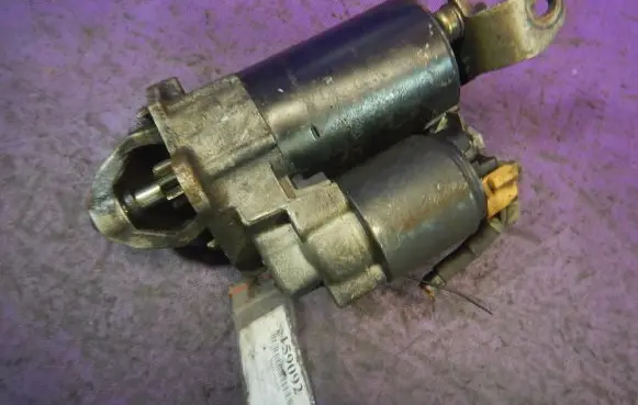 Volkswagen PASSAT B5.5 Starter motor