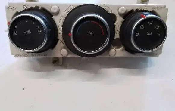 Renault Master III Air conditioner control unit module 275106521R 58A640002