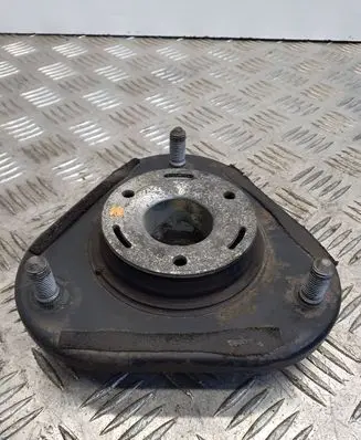 Toyota Prius (XW30) Coil spring mount 