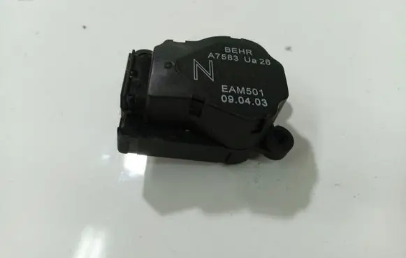 Peugeot 307 Air flap motor/actuator A7583UA26