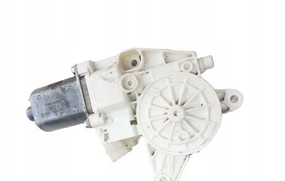 Mercedes-Benz ML AMG W166 Front door window regulator motor A1669060301