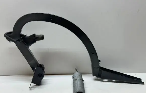 Audi A4 S4 B9 Tailgate/trunk/boot hinge 8W5827305A