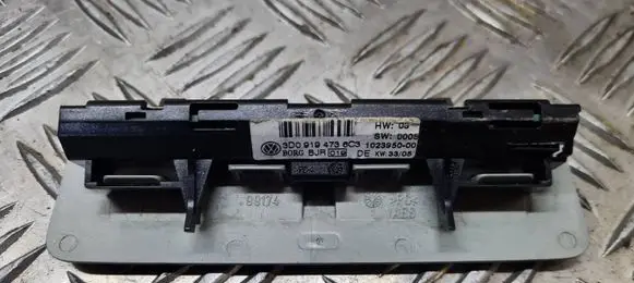 Volkswagen Touareg I Parking PDC sensor display screen 3D09194736C3