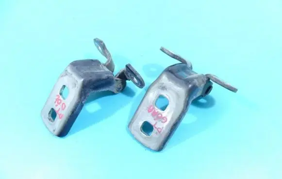Rear door hinge set