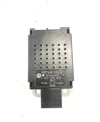 Volkswagen Golf VI Aerial antenna amplifier 5M0035570B 7617310031