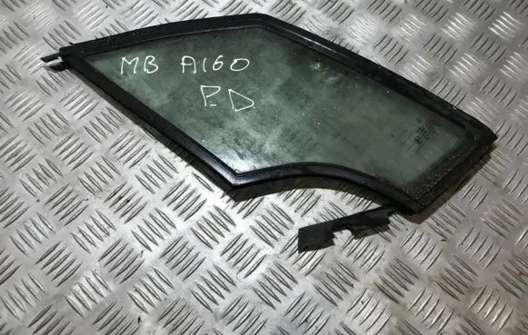 Mercedes-Benz A W168 Front door vent window glass four-door 