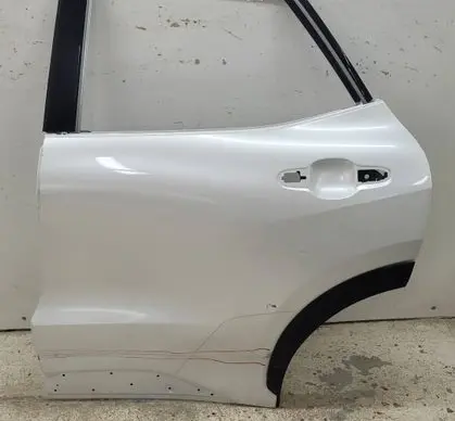 Lexus LBX Rear door