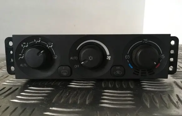 Mitsubishi Pajero Climate control unit MR500650 1464308771