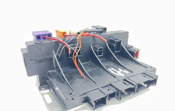 Mercedes-Benz S W220 Fuse module A0325458232