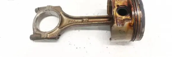 Honda Accord Piston with connecting rod PCG01