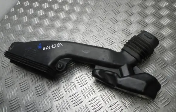 Ford Mondeo MK V Air intake hose/pipe DG939C675BB