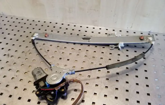 Mazda Premacy Front door window regulator with motor 8620400014 CM010430G