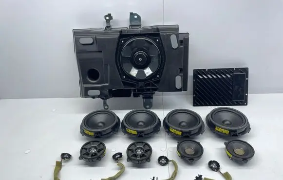 Land Rover Evoque I Audio system kit BJ3218808EB