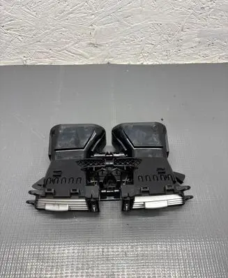 Mercedes-Benz E W212 Dash center air vent grill A2128302554 06825002
