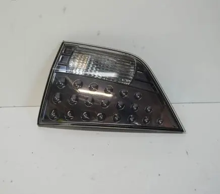 Mitsubishi Outlander Tailgate rear/tail lights