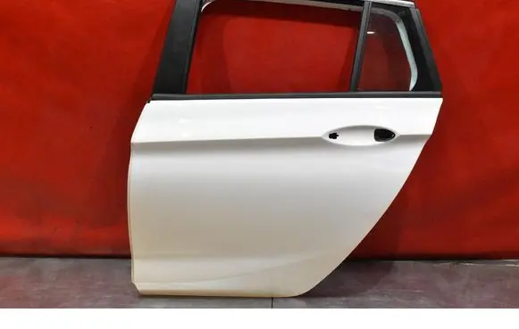 Bedford Astra Rear door