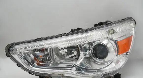 Mitsubishi ASX Headlight/headlamp P9135L