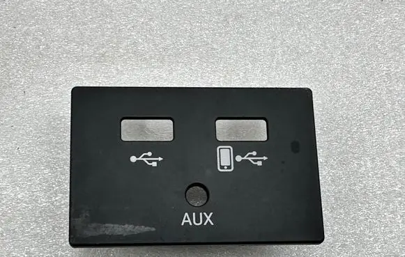 Audi A6 S6 C7 4G USB socket connector 4G0035736
