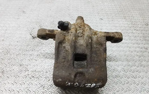 Hyundai Getz Brake caliper pad carrier rear 