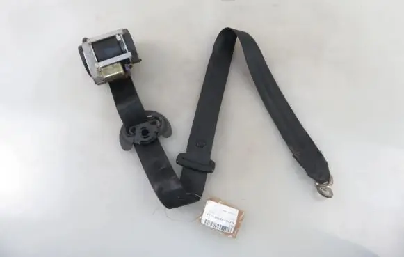 Seat Toledo III (5P) Front seatbelt 5P0857705B