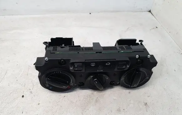 Volkswagen Golf V Climate control unit 743138