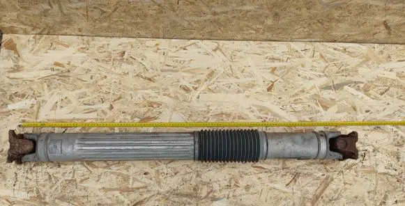 Dodge Nitro Rear driveshaft/prop shaft 5004528