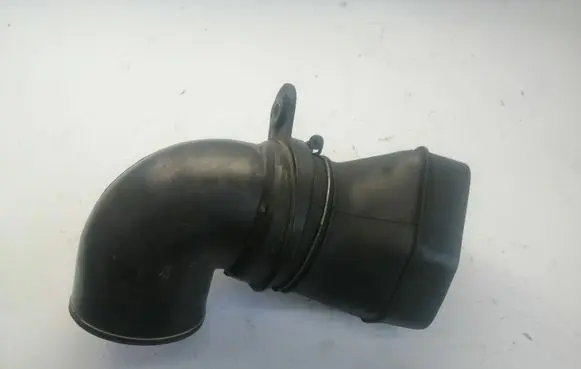 Hyundai Terracan Air intake duct part 28210H1915