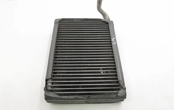 Air conditioning (A/C) radiator (interior)