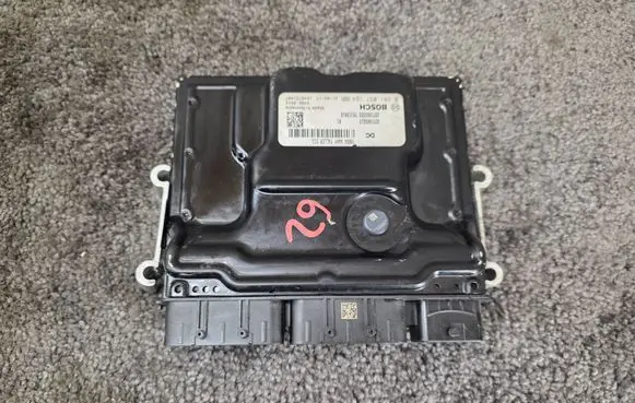 Renault Talisman Engine control unit/module 237106561S 237106558S