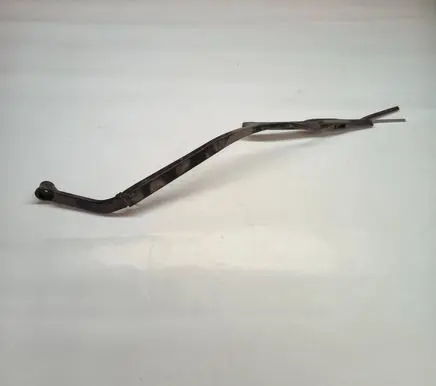 Mitsubishi Outlander Front wiper blade arm