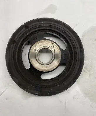 Ford Focus Crankshaft pulley E110124A