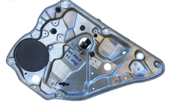 Volkswagen Polo Rear door manual window regulator 6Q0839752