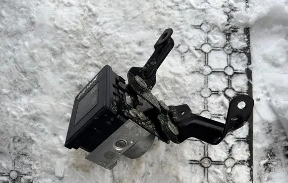 Ford Ecosport ABS Pump GN152C219EA GN152B373EA