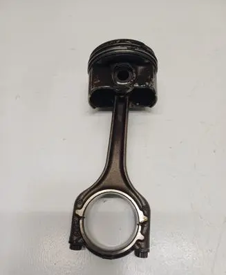Volkswagen Golf VII Piston with connecting rod 04EC 604EBK
