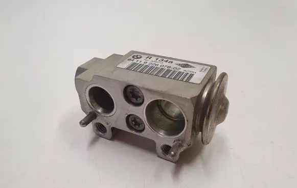Air conditioning (A/C) expansion valve